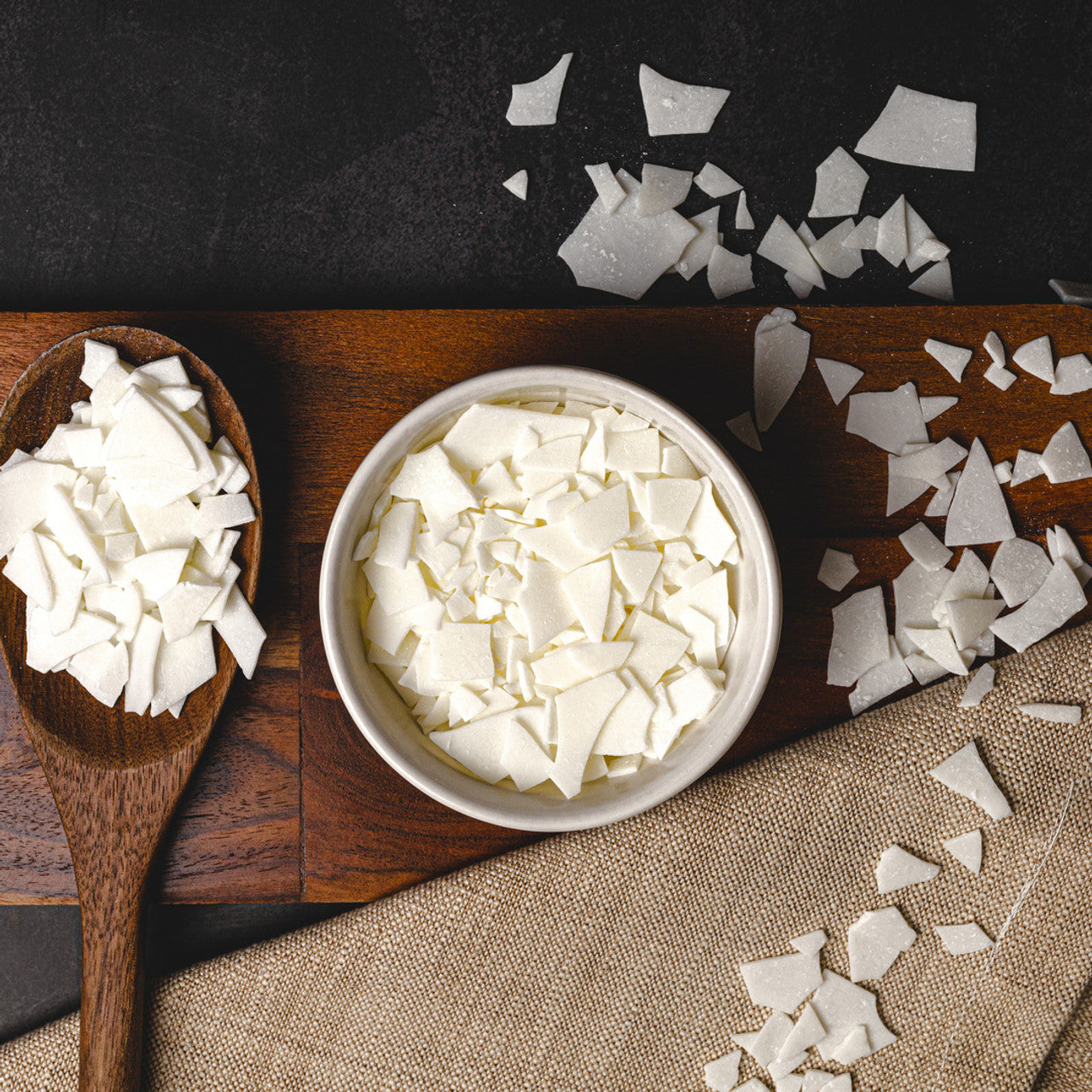 The Eco-Friendly and Versatile Soy Wax Flakes: A Game-Changer in Candle Making